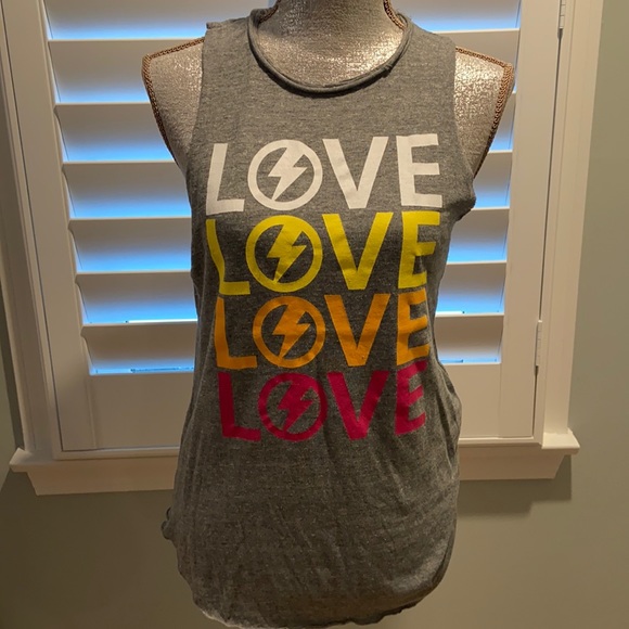 Chaser Love Gray Tank - Picture 4 of 8
